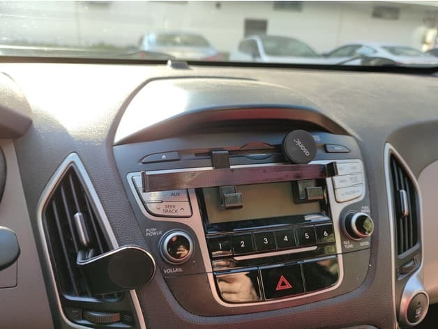 Hyundai ix35 CD Phone Holder preview