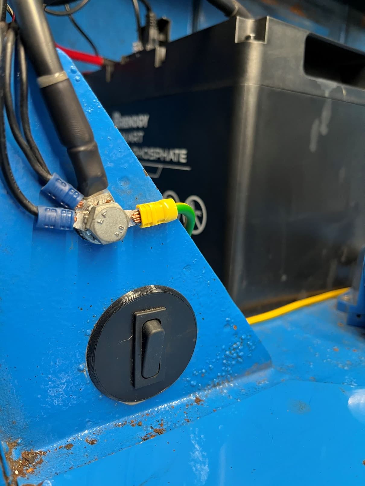 VW Splitscreen Engine bay Switch preview