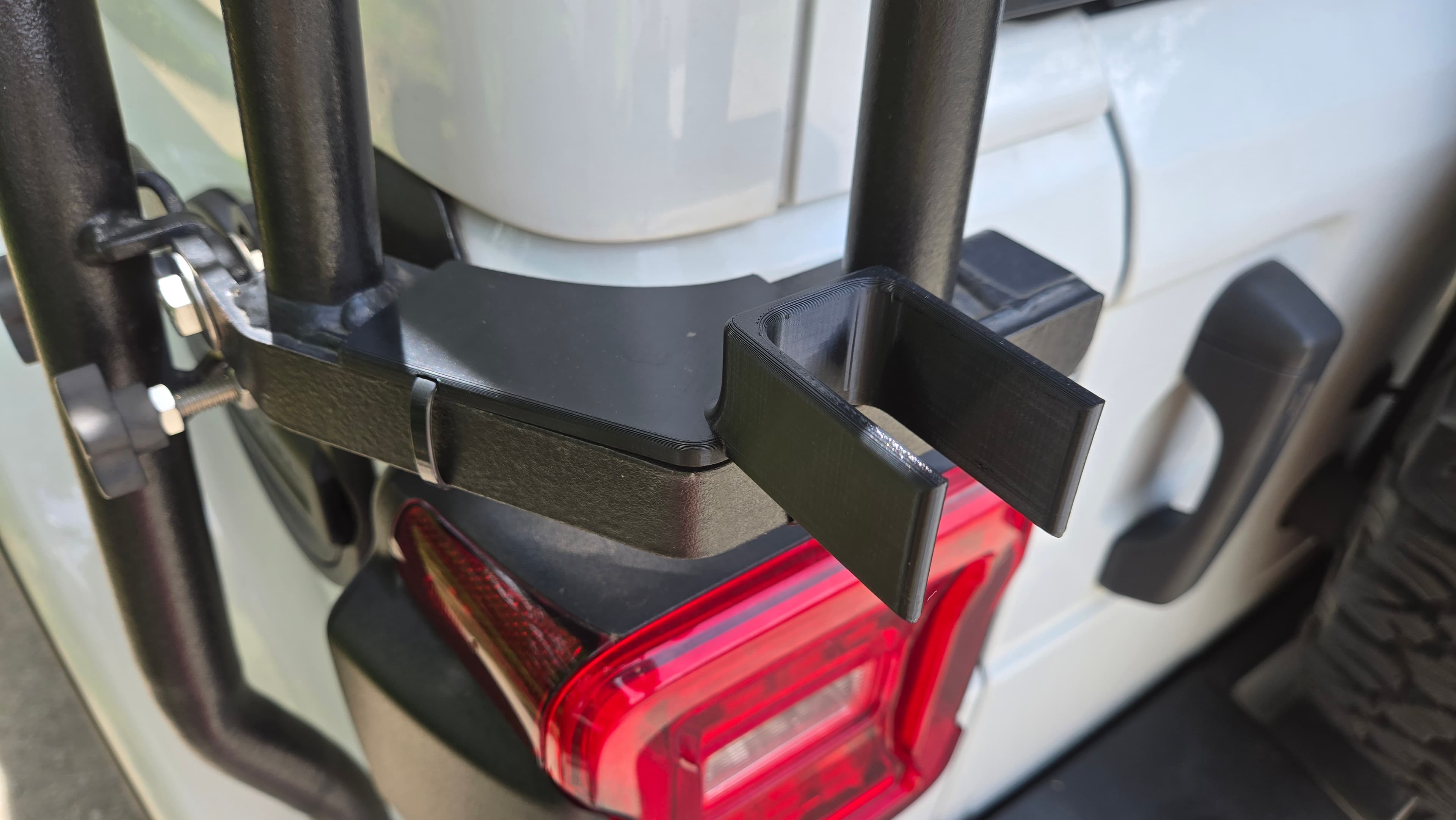 Jeep Wrangler Gobi Rack ski holder preview