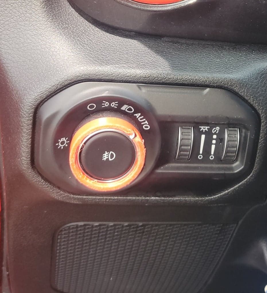 2021 Jeep Wrangler knob cover preview