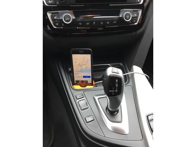 BMW 3 Series F30/F31 Cupholder Dock for iPhone 8 preview