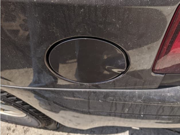 GMC Envoy & Chevy Trailblazer Fuel Door Spring - image 2 of 4