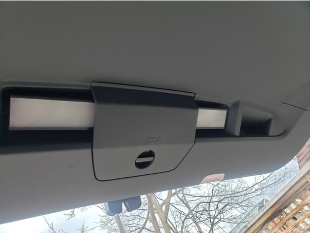 VW trunk light - image