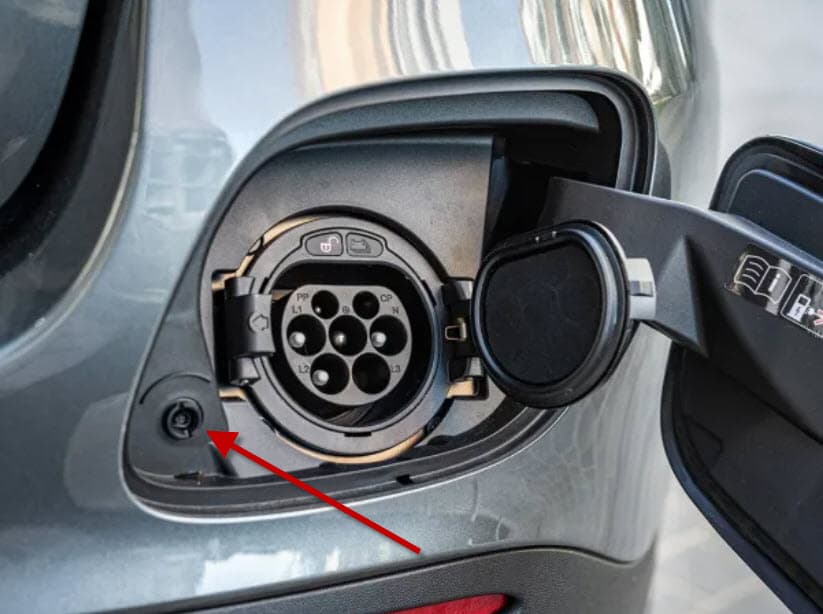 Weather Cap Mercedes Hybrid car - image
