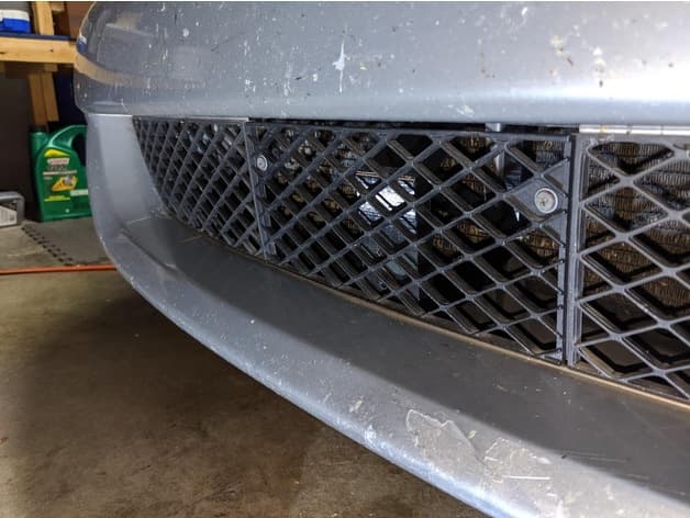 MR2 Spyder no-drill license plate holder - image 2 of 6