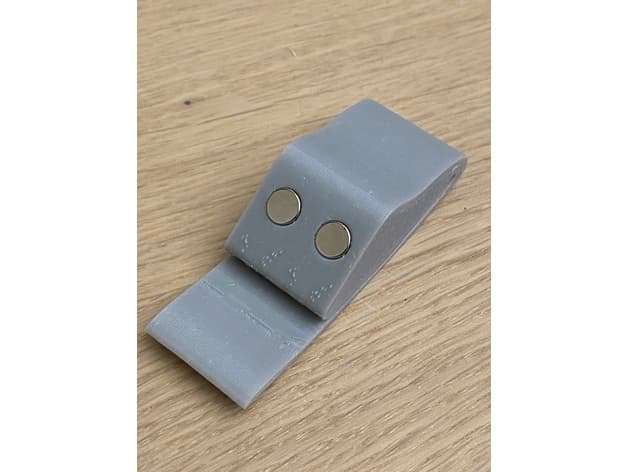 Renault Zoe rear seatbelt clip magnet - image 3 of 6