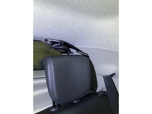 Renault Zoe rear seatbelt clip magnet - image 6 of 6