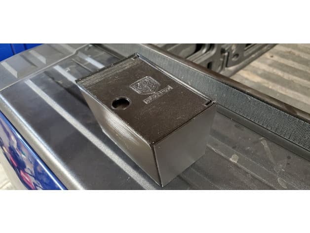 Photo of 2015 Ram 1500 Trash Bin