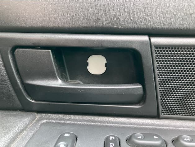 Ford Crown Victoria door handle cover - image 2 of 4