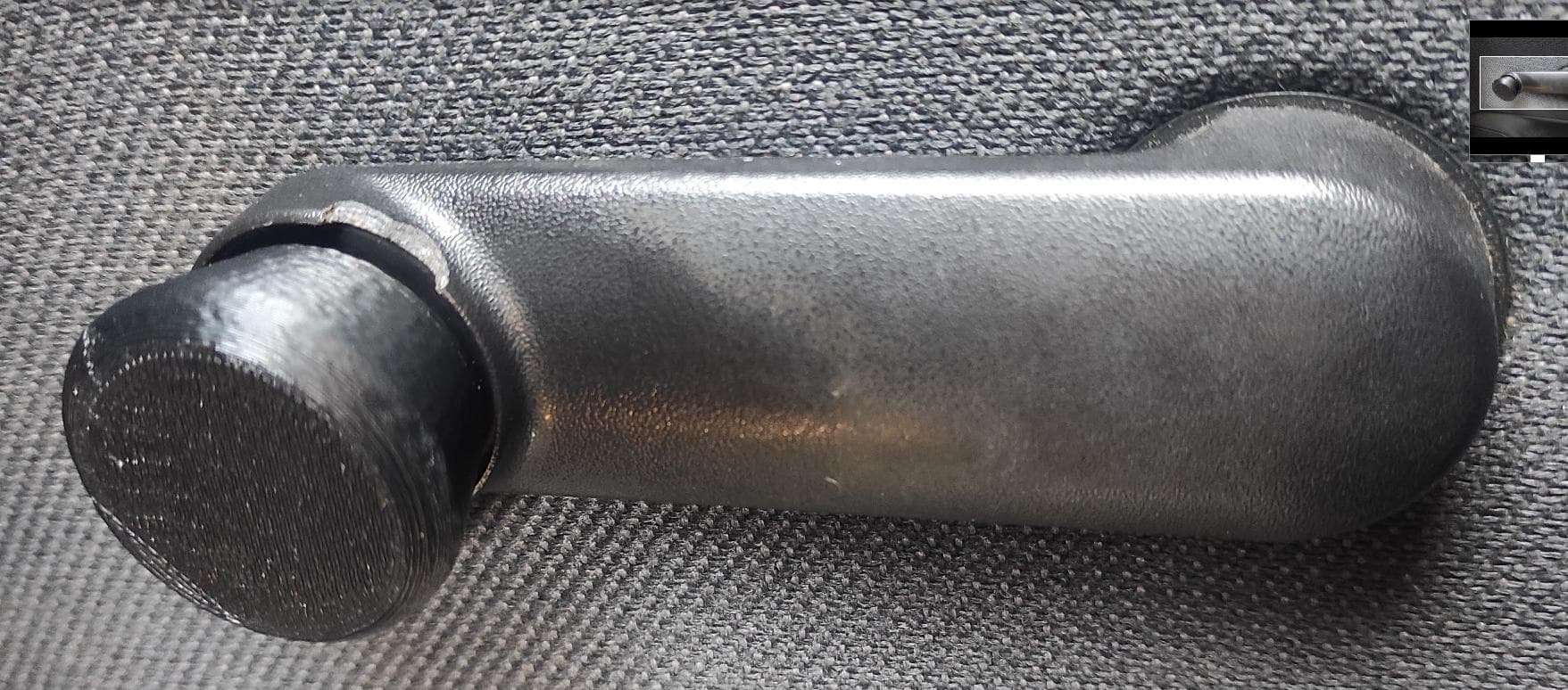Holden/Opel Astra 98-04 knob for window handle - image