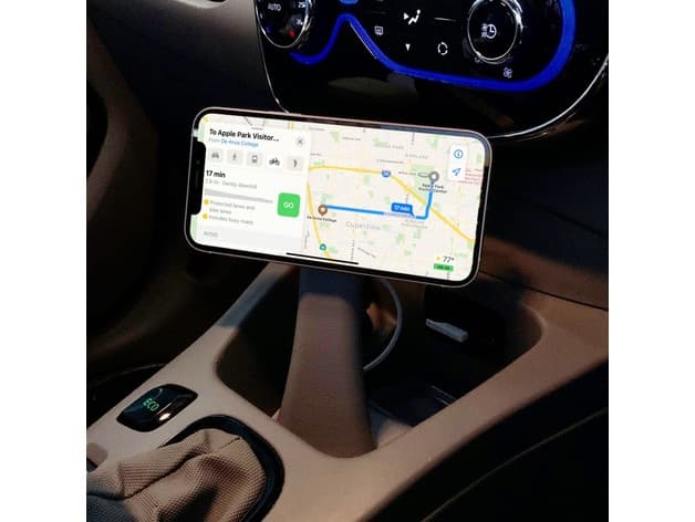 Renault Zoe (Mk1) Centre Console Tray with MagSafe Charger preview