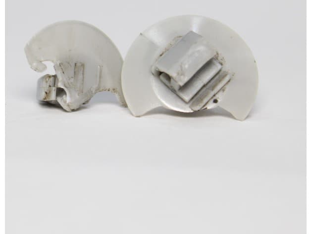 Renault trafic van clip - image 2 of 6
