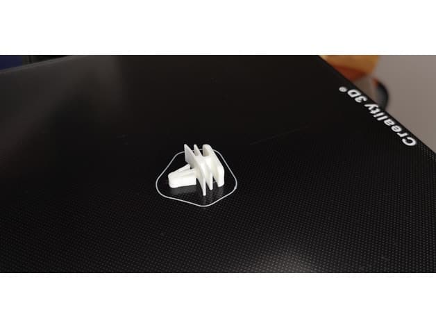 Renault Clio 2 exterior trim clip - image 5 of 6