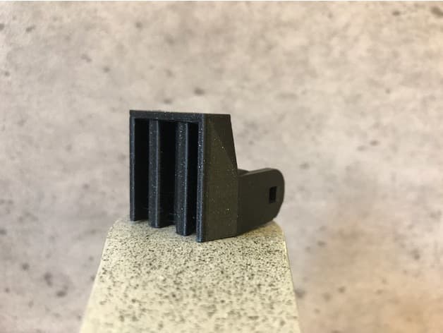 Renault Trafic camera holder - image 2 of 6