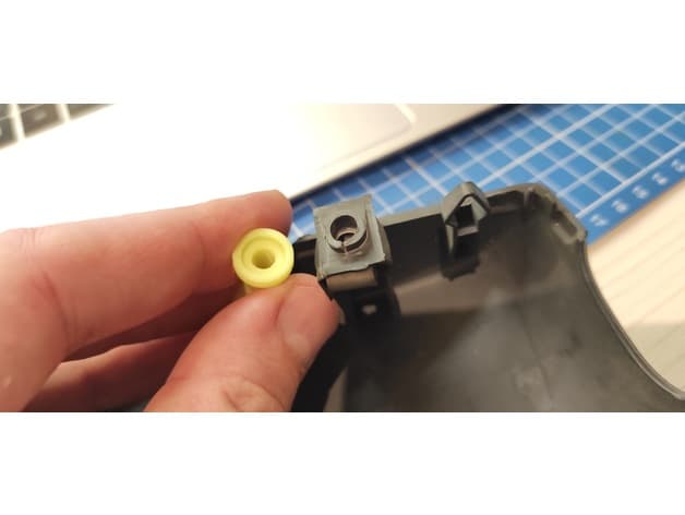 Renault Logan steering shaft cover guide - image 5 of 5