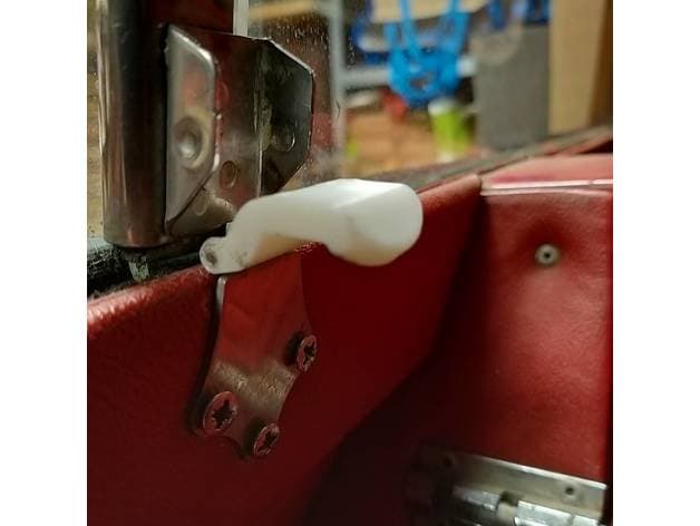 Sliding glass latch / Loquet de vitre coulissante Austin mini break countryman - mini Morris traveller - image 3 of 3