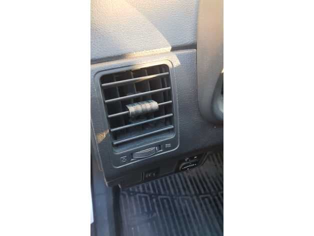 Toyota Corolla ventilation knob - image 2 of 5