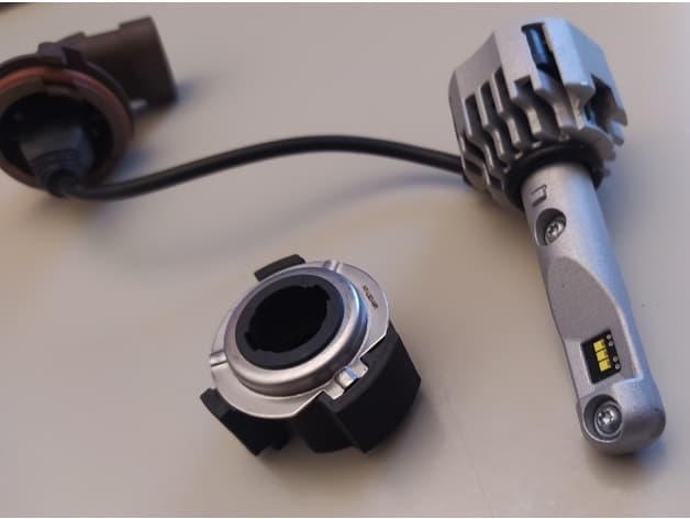 Zafira A - Headlight adapter for retrofitting Osram Night Breaker H7 LEDs - image 4 of 6
