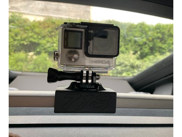 Porsche 718 Cayman GoPro mount - image 5 of 6