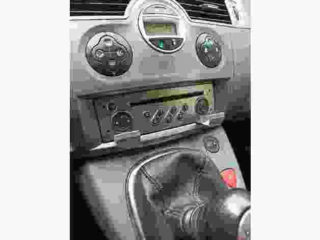 Photo of Mobile phone holder Renault Scenic2