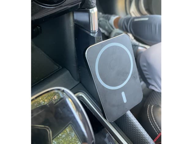 Subaru Forester SK 2019-2021 phone mount - image 6 of 6