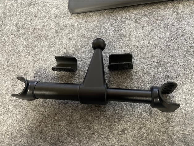 Audi Q7 iPad / iPhone Tablet holder - image 4 of 6