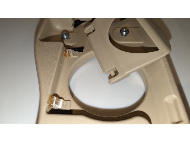 Toyota Highlander Cup Holder Bracket - image 3 of 6
