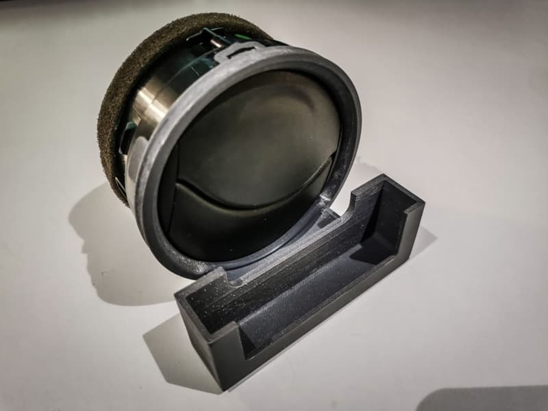 Smartphone Holder for Suzuki Vitara - image 5 of 6
