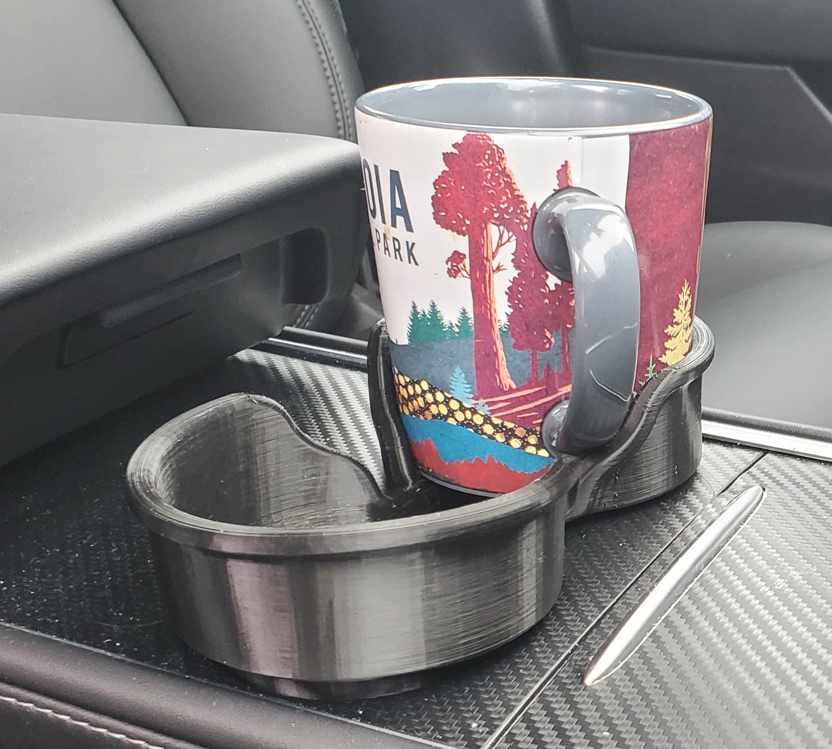 large cup holder for tesla model 3 - image
