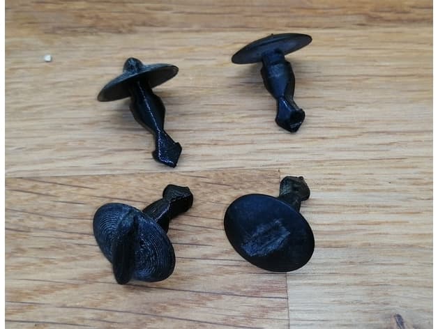 Tesla Model 3 European towing cover screws / fixings / fasteners - image 3 of 4