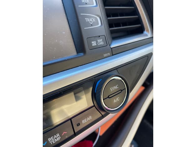 Toyota Highlander climate knob ring for better grip - image 2 of 4