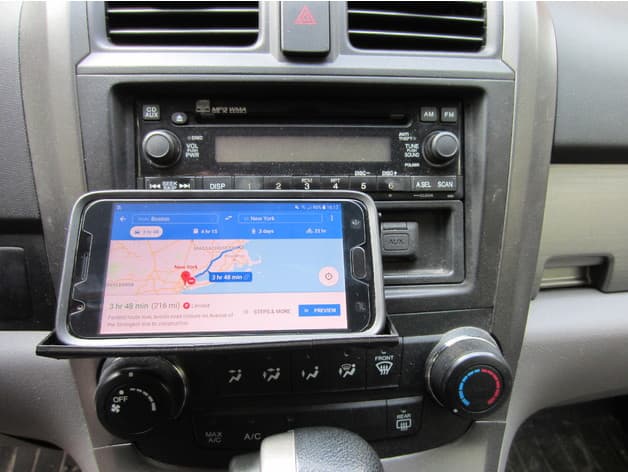 Photo of Smartphone Holder Dash Insert for Honda CR-V LX Third Generation (2006–2011)