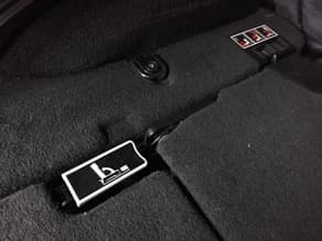 Land Rover Discovery 3 3rd row seats lever cover preview