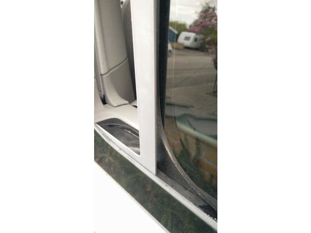 Photo of Mini mosquito net for VW California