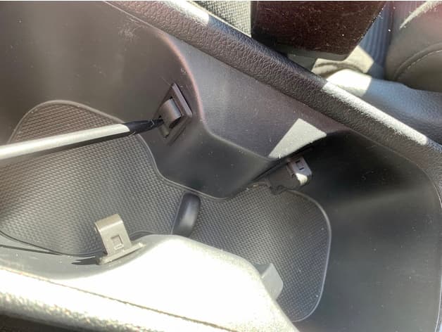 Hyundai i30 (2017) cup holder preview