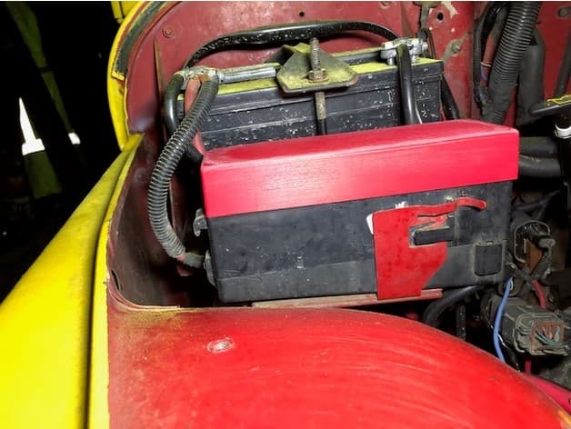 Jeep YJ Fuse/Relay Cover preview