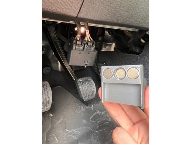 Tazer Magnetic bracket for Jeep Wrangler JT or JL preview