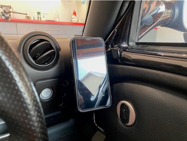 Lotus Elise, Exige door mounted phone holder preview