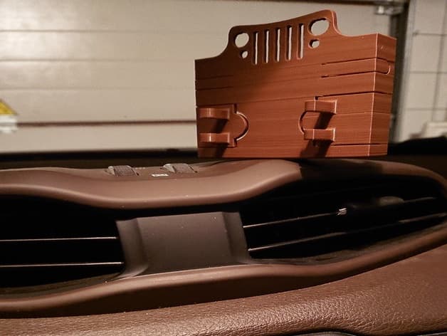 Jeep Renegade phone holder preview