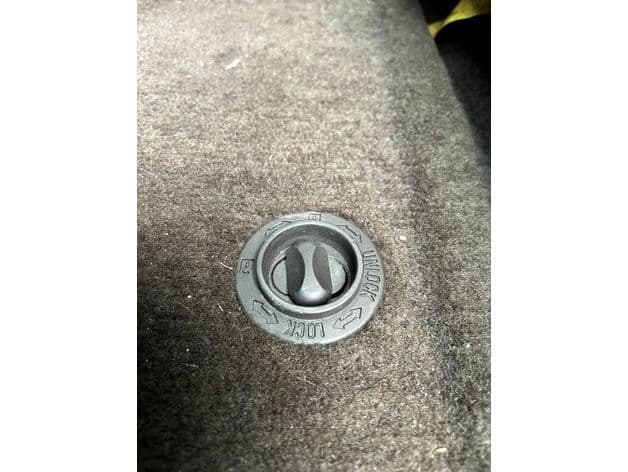 Buick Enclave floor mat retainer clip preview