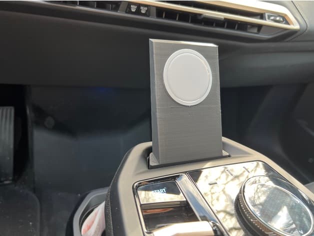BMW iX - iPhone MagSafe Mount preview