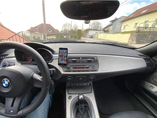 Phone holder for Z4 E85 preview