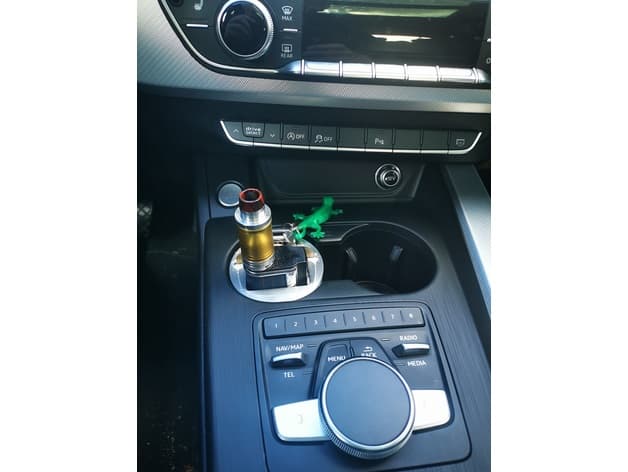 Audi A4 B9 - VapeMod, Coins and Key holder preview