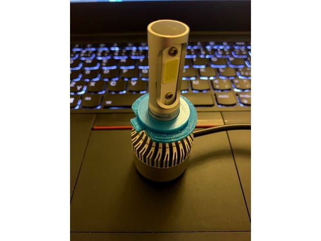 Skoda / VW H7 Led socket adapter preview