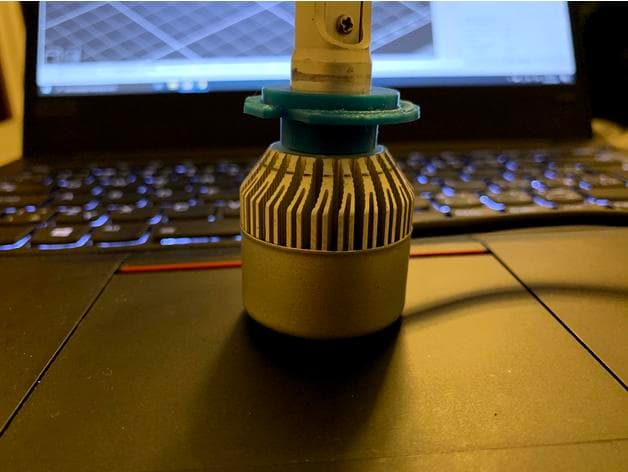 Skoda / VW H7 Led socket adapter preview