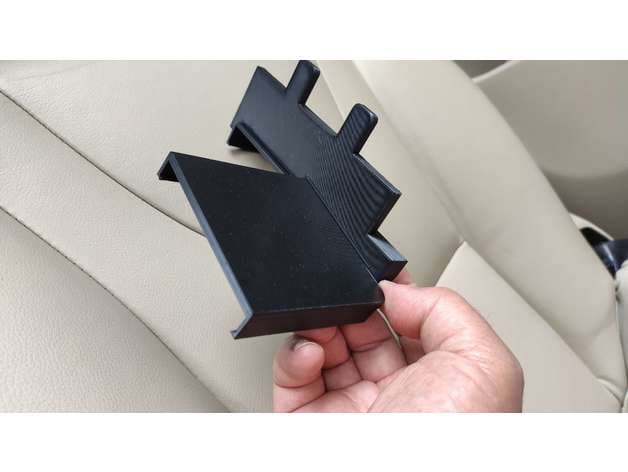 Volvo XC60 CD Slot Phone & Garage Remote Holder preview