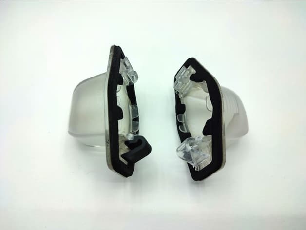 Number illumination housing latch preview