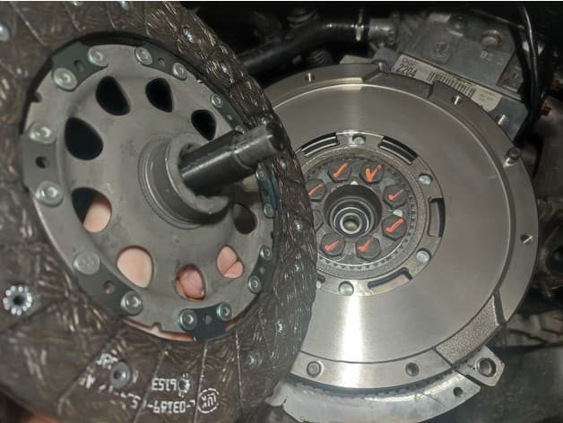 Clutch center tool for BMW M52 (and other) motor preview