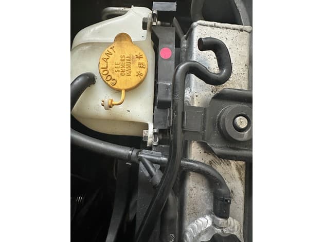 2002 Subaru Impreza WRX hood prop clip preview