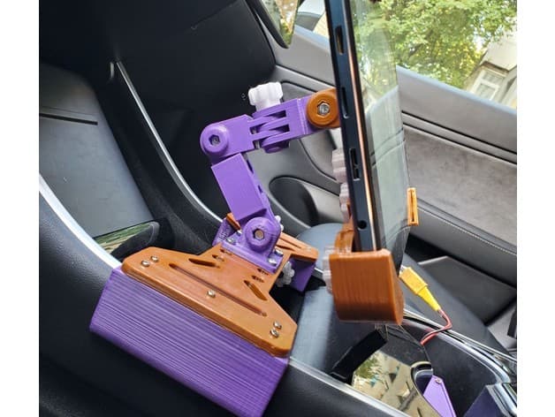 Tesla Model 3 - fully adjustable tablet holder preview